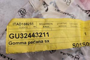 GOMMA POGGIAPIEDI MOTO GUZZI BELLAGIO