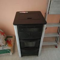 Stufa a pellet+ porta d'ingresso 