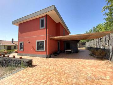 Villa di 190 m² con più di 5 locali a Mascali