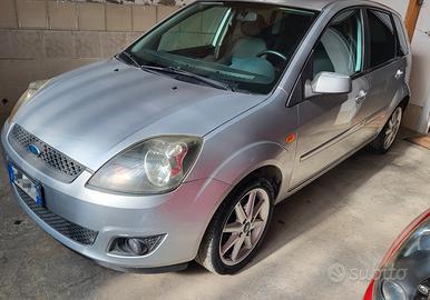 Ford Fiesta 1.4 TDCi 5p. Titanium SOLO 120.000km