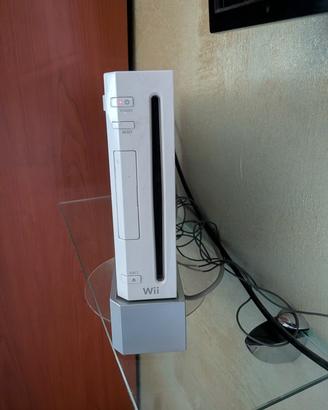 Nintendo Wii Bianca + 2 Telecomandi +Mario Party 9