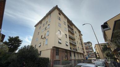 3 LOCALI A SCANDICCI