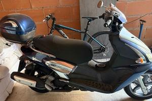 scooter Benelli