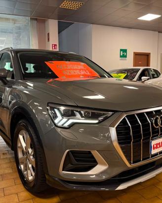 AUDI Q3 35 TDI S tronic Business Advanced MATRIX