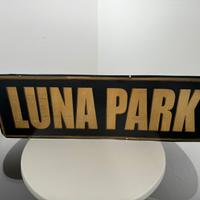 Insegna vintage in metallo LUNA PARK.