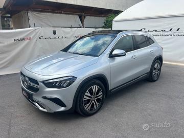 MERCEDES-BENZ GLA 200 d Automatic AMG Line Prem. P