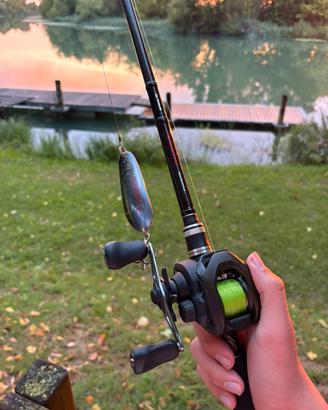 Canna da pesca casting