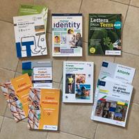 Libri di testo scolastici nuovi mai usati