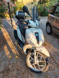 Piaggio Medley 125