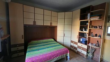 Camera da letto completa con armadio componibile