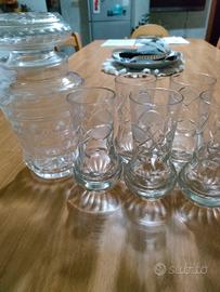 decanter e 6 bicchieri cristallo molato vintage 