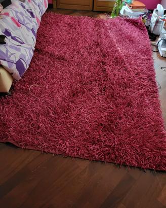 Tappeto fucsia da stanzetta