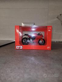 Modellino Ducati SuperSport 5 1/18