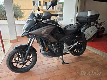 Honda NC 750 X DCT UNIPRO TRAVEL