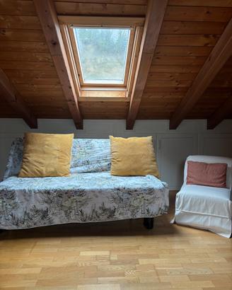 Divano letto + poltroncina