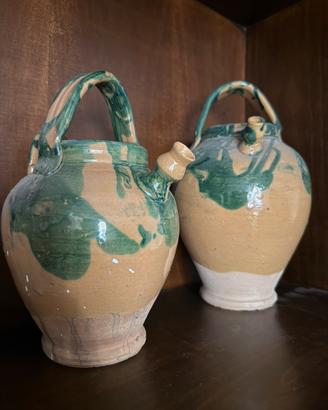 Coppia brocche antiche