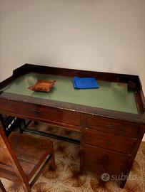 Scrittoio antico noce