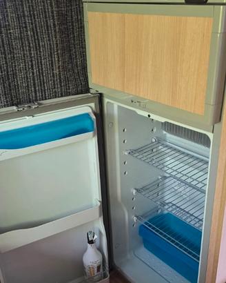 Frigorifero dometic 150 trivalente