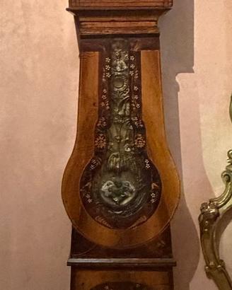 Orologio a pendolo del XIX secolo.