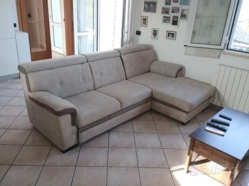 Divano letto con penisola