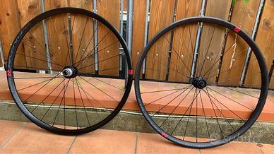 Fulcrum RAPID Red 900