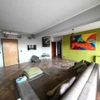 Ampio quadrilocale in via Catara Latteri con box