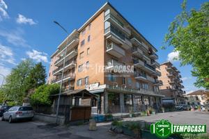 AMPIO BILOCALE IN CENTRO CON BOX