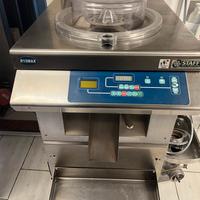 Macchina produzione gelato