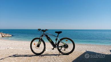 mtb elettrica st 100 rockrider decathlon 