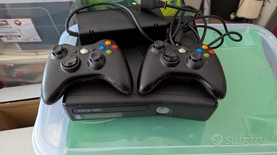 Xbox 360 + 2 controller