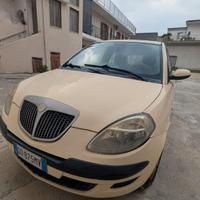 Lancia Ypsilon 1.2 perfetto per i neopatentati