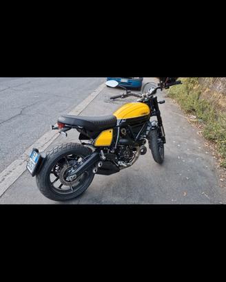 Ducati Scrambler 803 Icon – Yellow '62