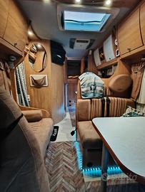 Camper mansardato