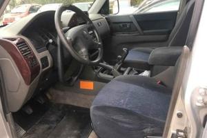 MITSUBISHI Pajero (2000-2007) - 2001