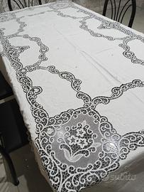 tovaglia di lino di Cantù 