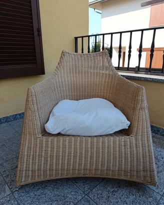 sedia a dondolo in vimini