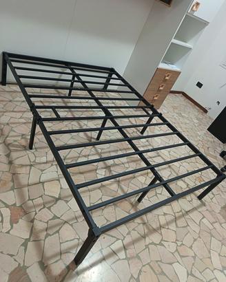 Struttura letto  in metallo 