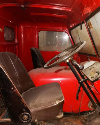 Camion OM Leoncino Epoca