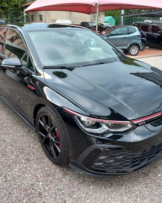Volkswagen Golf GTI 2.0 TSI DSG