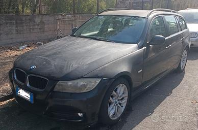 BMW 318 Touring anno 2009 tipo E92  full, pelle