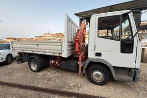 Iveco 75 con cassone ribaltabile e gru