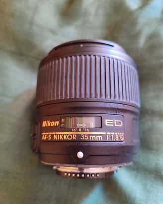 Nikon AF-S 35mm f/1.8G 