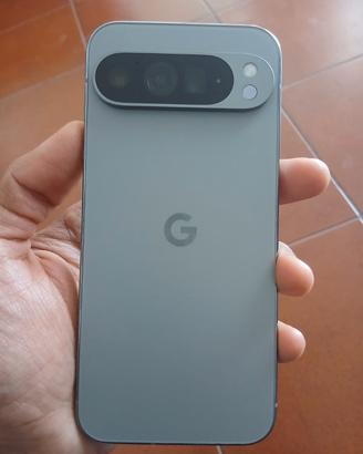 Pixel 9 Pro XL, colorazione Obsidian.