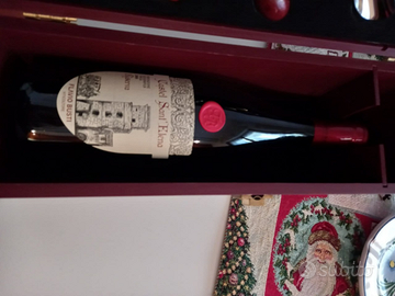 Bottiglia di vino chianti