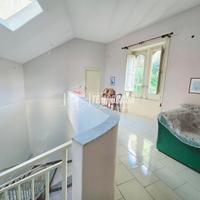 Soluzione semi-indipendente con terrazzo