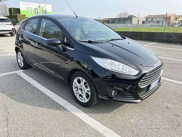 FORD Fiesta 1.5 Titanium