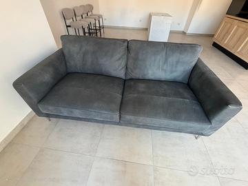 Divano in pelle