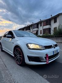 VOLKSWAGEN Golf 7ª serie - 2014