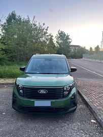 Ford tourneo courier