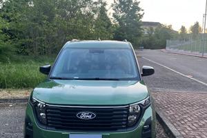 Ford tourneo courier